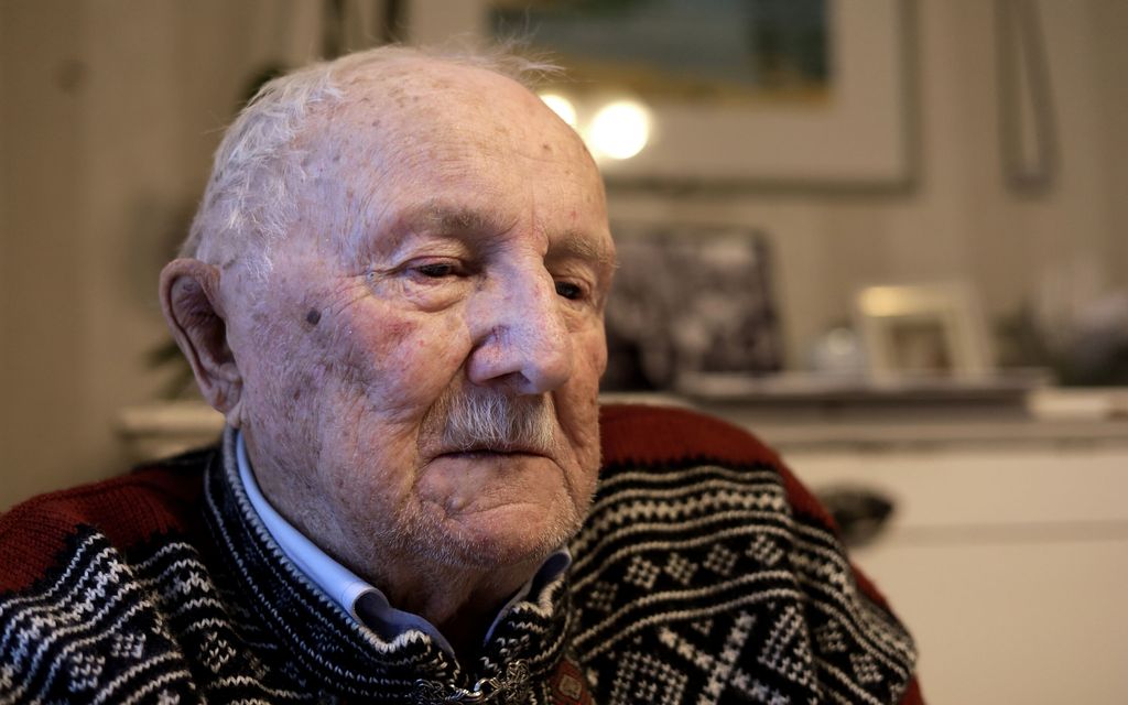 Aarno Muotka, 100, selvisi sodasta kuin ihmeen kaupalla: ”Kun nostin päätä, se oli siinä”