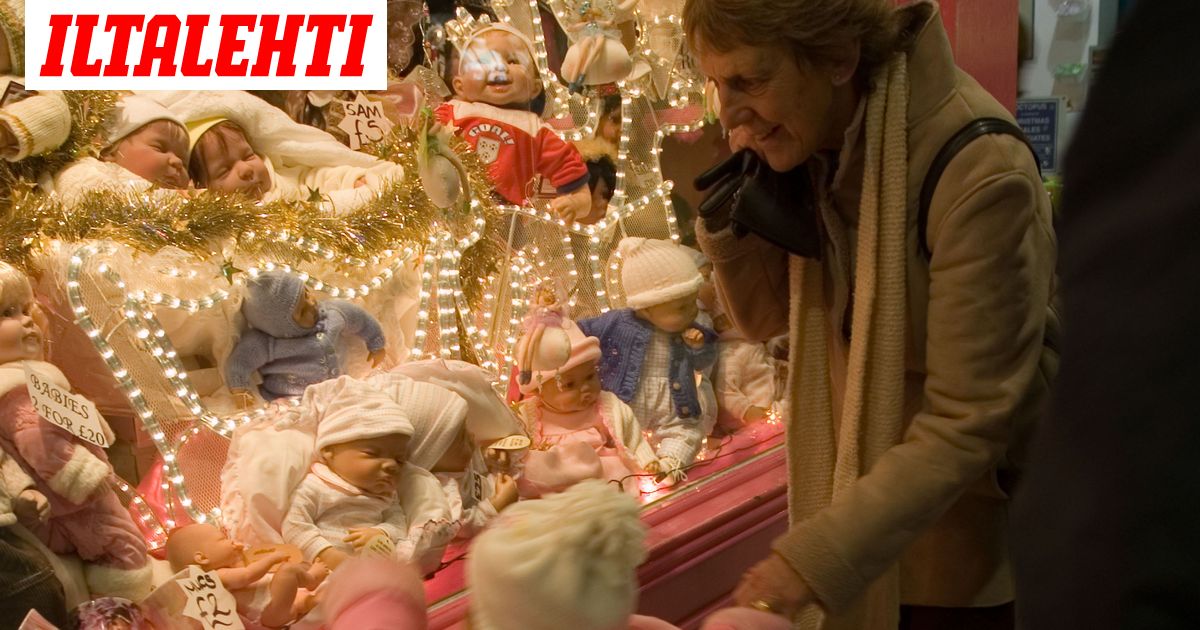 Mummi jyrää vanhemmat: Lapsenlapsi saa kaupasta mitä haluaa - Vimarsana News