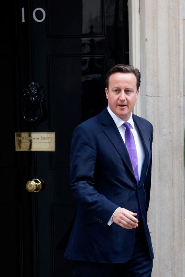 Downing Street 10:n mukaan pääministeri David Cameron ymmärsi nopeasti, että kyse oli pilapuhelusta. 