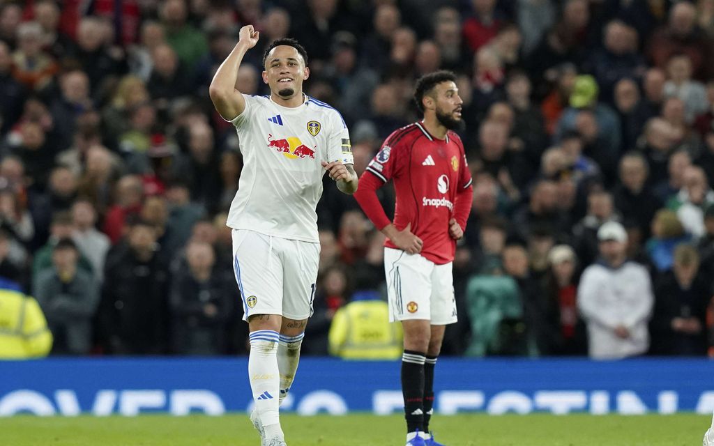 Erikoinen ulosajo kruunasi Manchester Unitedin surkean maanantain – Verivihollinen vei kaikki pisteet