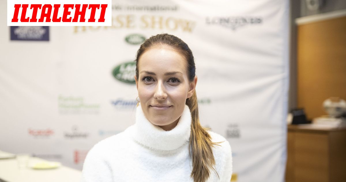 Esteratsastaja Jasmin Ranta Aho 25 Keskittyy Horse Show Hun