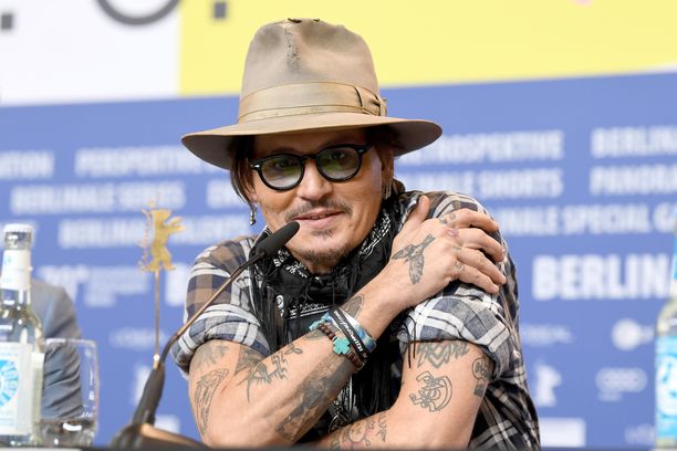 Johnny Depp on julkisuudessa huomattavasti useammin kuin poikansa.