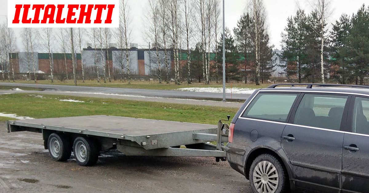 Perakarrykeskustelu Kuumeni Poliisi Toimi Oikein