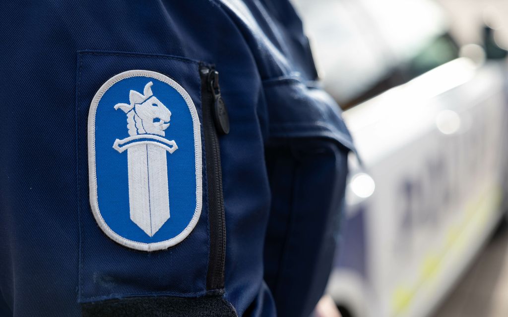 Autosta löytyi huumeita Helsingin Käpylässä – Poliisi otti kolme epäiltyä kiinni