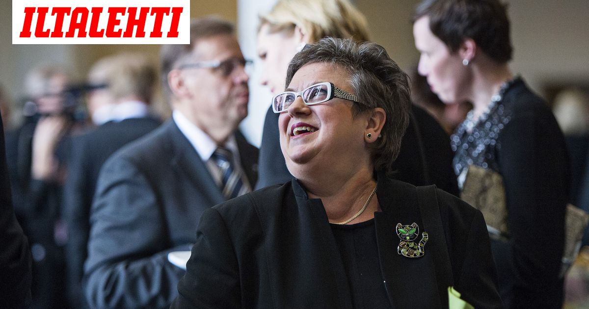Näin sopeutumisrahaa saaneet ex-kansanedustajat tienasivat – Yhdellä muhkeat pääomatulot