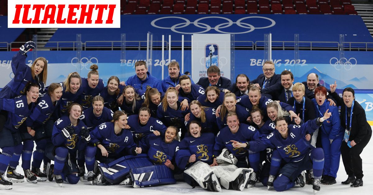 Naisten jääkiekon MM-kisat: Suomen joukkue