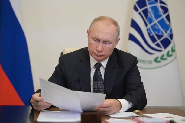 Venäjän presidentti Vladimir Putin on ollut viime päivinä virallisen selityksen mukaan ”koronaeristyksessä” Moskovan ulkopuolella sijaitsevassa residenssissään. 