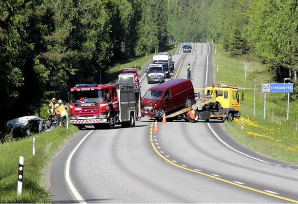 16-vuotiaan Ensimmäiselle Kesätyöpäivälle Järkyttävä Päätös - Kokenut ...