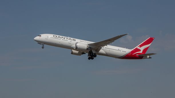 Qantasin maisemalento lennetään Boeing 787 Dreamliner -koneella.