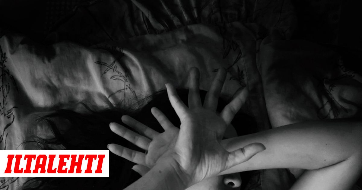 musta mustalla porno elokuvaa