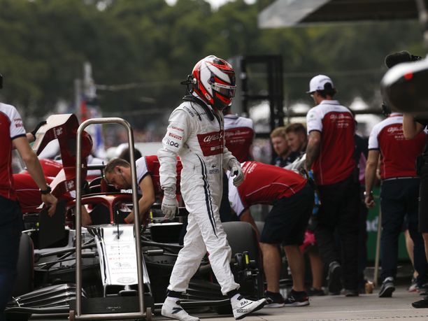 Kimi Räikkönen ei ole saavuttanut kesätauon jälkeen ajettuina seitsemänä GP-viikonloppuna yhtään pistettä.