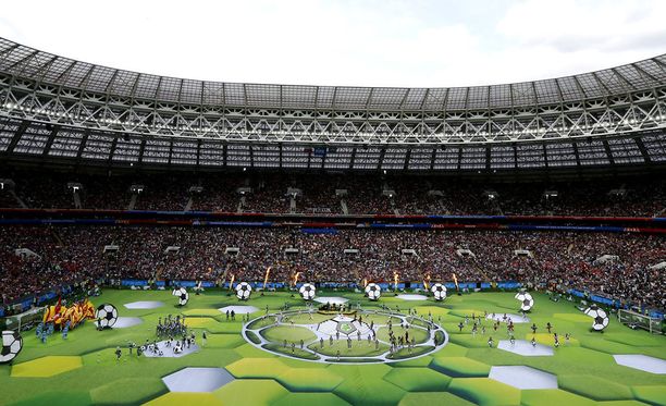 Jalkapallon MM-kisat alkoivat torstaina Moskovassa järjestetyillä avajaisilla.