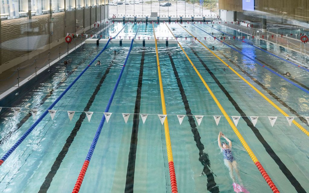LV: Karu tilanne Espoon uudessa uimahallissa – Huippu-uimari joutui vaihtamaan hallia