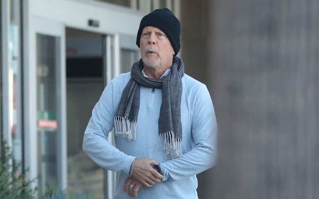 Tältä vakavasti sairas Bruce Willis näyttää nyt – Ikuistettiin tuoreisiin paparaz­zikuviin