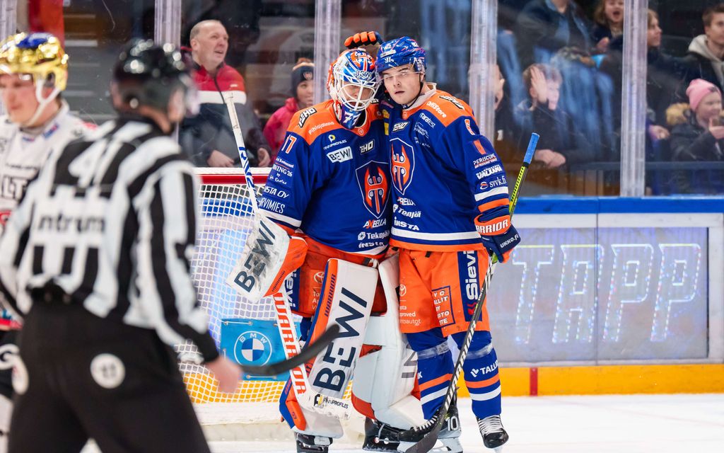 SaiPan verkko heilui uskomatonta tahtia – Tappara ponkaisi kärkipaikalle