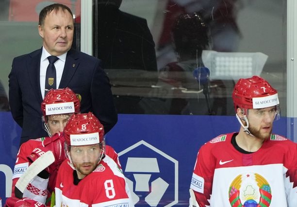 Mihail Zaharov toimi vielä kevään MM-kisoissa Valko-Venäjän päävalmentajana.