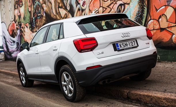 Koeajossa Audi Q2 - hämmentävän edullinen pikkumaasturi