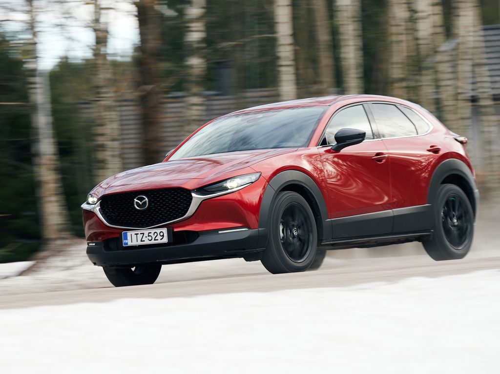 Mazda yhdisti korkean ajoasennon ja matalan kulutuksen tyylikkääseen pakettiin