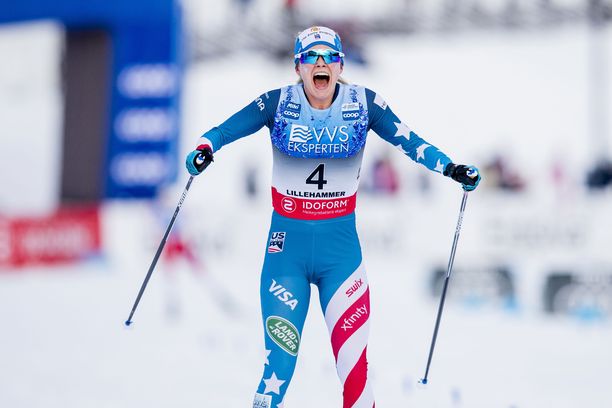 Jessica Diggins oli toinen Lillehammerin skiathlonissa.
