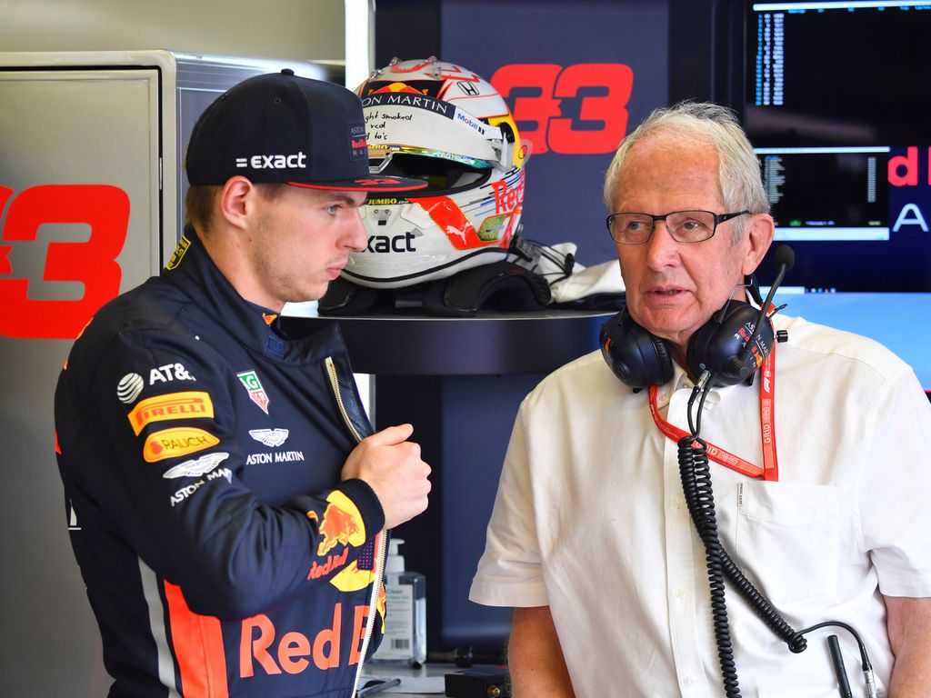 Red Bull -pomo lataa kovaa tekstiä: Mercedes liehittelee Max Verstappenia - ”Toto on soitellut kuukausia”