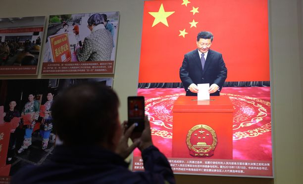 Xi Jinping voi jatkaa Kiinan presidenttinä vaikka loppuikänsä.