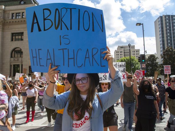 Texasin aborttilakia vastaan on osoitettu voimakkaasti mieltä ympäri Yhdysvaltoja. Kuva on otettu Dallasissa.