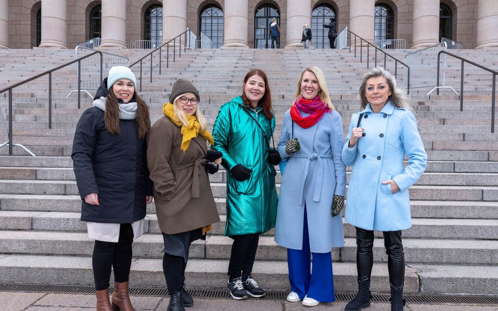 Joukko kansan­edustajia mittaa askelmääräänsä ensi viikon – Suomalaisten kunto jyrkässä alamäessä