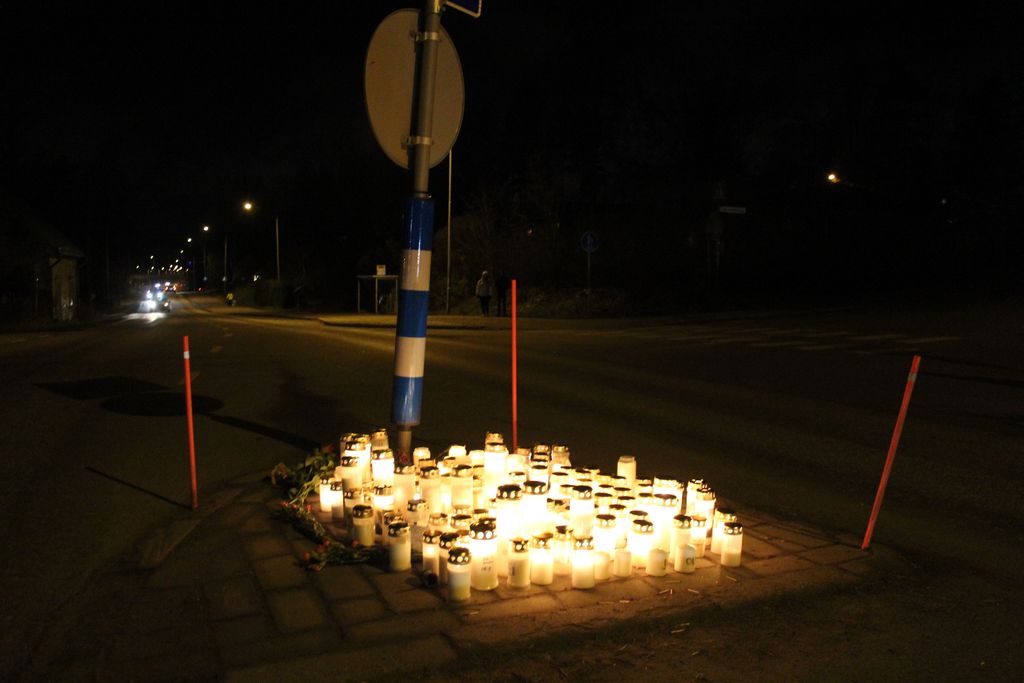 Nuorten kuolema moottoripyöräturmassa hiljensi Jyväskylässä – ”Ei voi uskoa, että tuttu on kuollut”