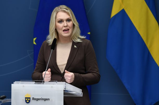 Ruotsin sosiaaliministeri Lena Hallengren.
