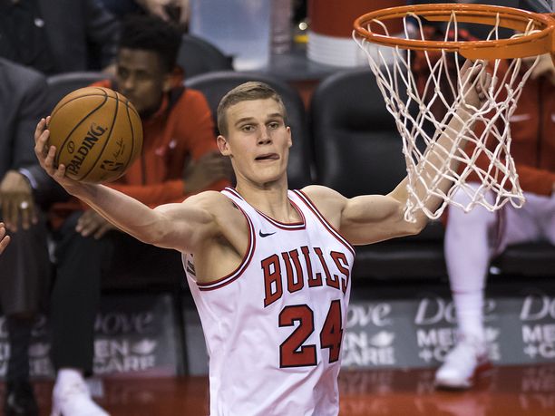 Chicago Bullsin Lauri Markkanen tehtaili 16 pistettä Cleveland Cavaliersia vastaan.