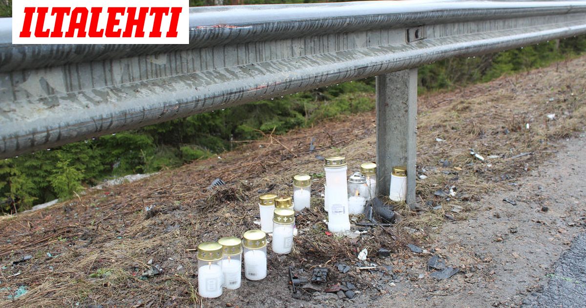 Tältä näyttää kolme ihmishenkeä vaatineen onnettomuuden tapahtumapaikka Konnevedellä - paikallisen mukaan mutka on vaarallinen ja pitänyt korjata jo vuosia sitten