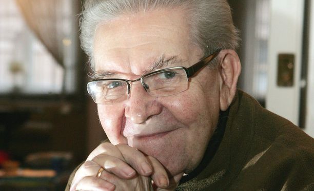 Näyttelijä Pentti Siimes oli kuollessaan 87-vuotias.