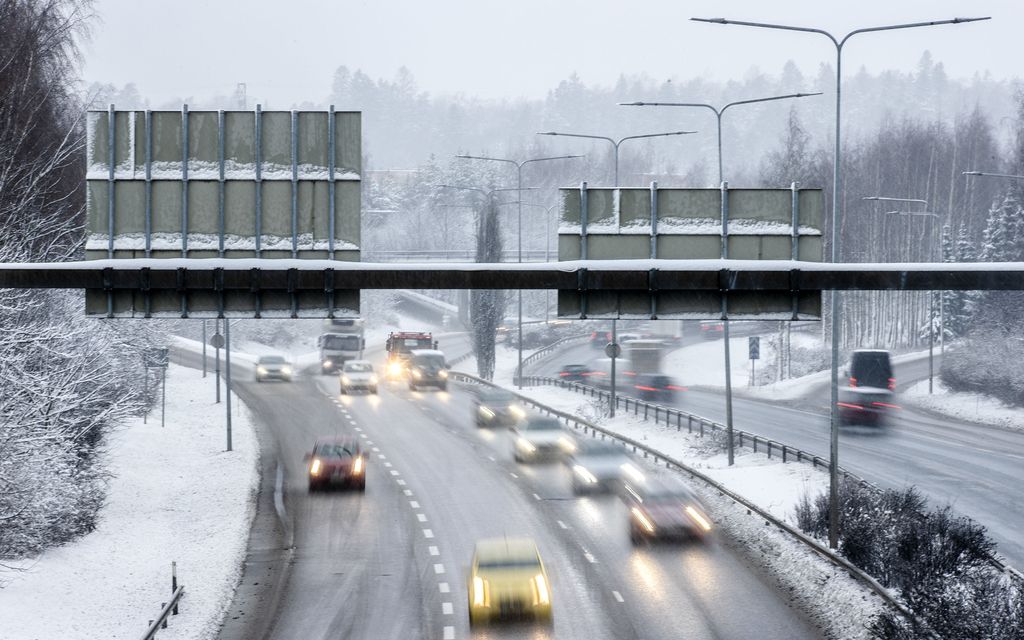Säässä tapahtuu täyskäännös: erittäin huonoa ajokeliä osaan Suomea