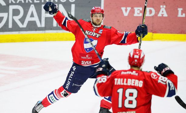 Jarkko Malinen tuuletti HIFK:n 2-0-maalia.