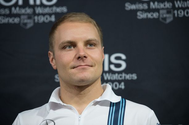 Valtteri Bottaksen äiti omisti pojalleen kappaleen Puhelin langat laulaa- ohjelmassa