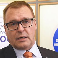 Kuntalehti: Ex-kunnanjohtaja Esko Rautiainen jätti tutkintapyynnön  törkeistä Suomi24-kirjoitteluista - Repostelua seksielämällä ja ulkoisella  olemuksella