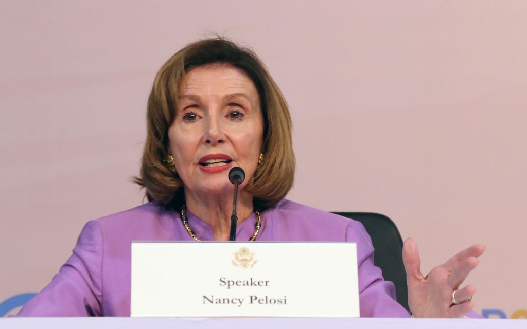 Nancy Pelosi jättää paikkansa edustajain­huoneen puhemiehenä