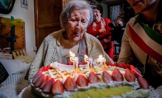 Maailman vanhin nainen on kuollut 117-vuotiaana - Emma Morano oli viimeinen  1800-luvulla syntynyt elossa ollut ihminen