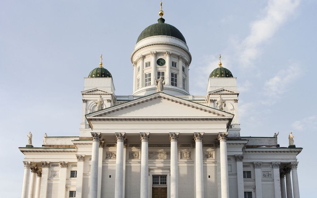 Ikävä meemi Jeesuksesta: Helsingin kirkko alkoi katua