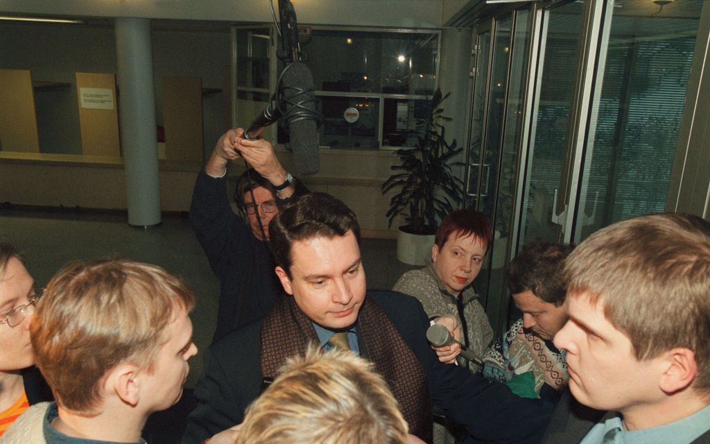 Raju riita rantasaunalla – Jussi Uoti tuomittiin pahoin­pitelystä