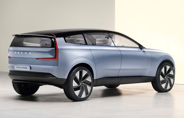 Volvon katumaastureiden uusi muotoilu näyttäisi muuttuvan aiempaa yksiviivaisemmaksi.