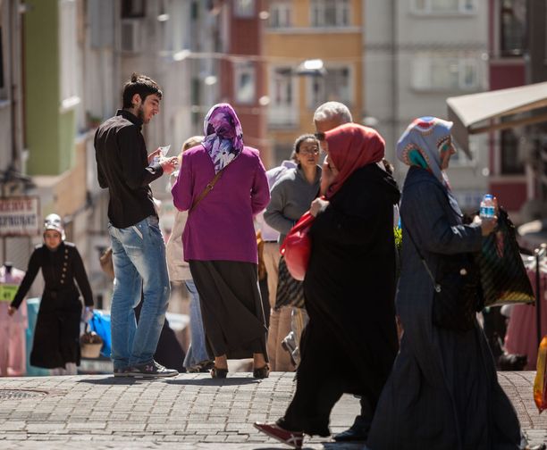 Näkökulma: Naisten asema islamilaisessa maailmassa: Saudi-Arabiassa  kehittyy, Turkissa taantuu ja Iranissa junnaa paikoillaan