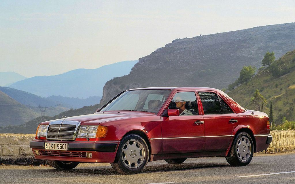 Tiedätkö mikä klassikko-Mercedes täytti juuri 40 vuotta?