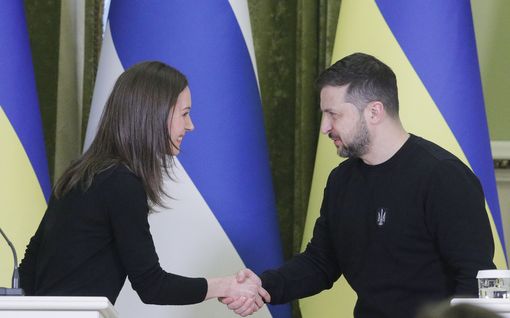 Politiikan puskaradio: Mokasiko Sanna Marin Ukrainassa? Suomi joutui kiusalliseen tilanteeseen