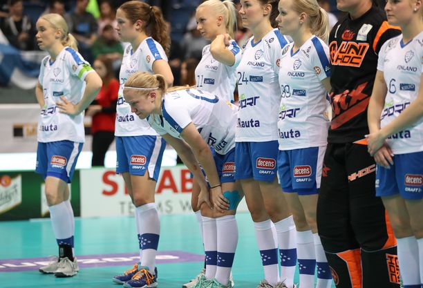 Veera Kauppi on Suomen MM-joukkueen konkari - Suomi hakee kultaa  pettymysten jälkeen