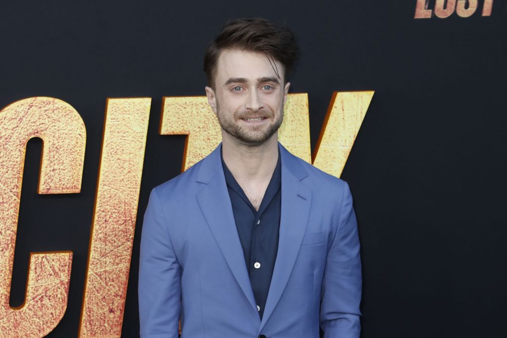 Daniel Radcliffe muuntautuu uutuuselo­kuvassa muusikoksi - tunnistaisitko?