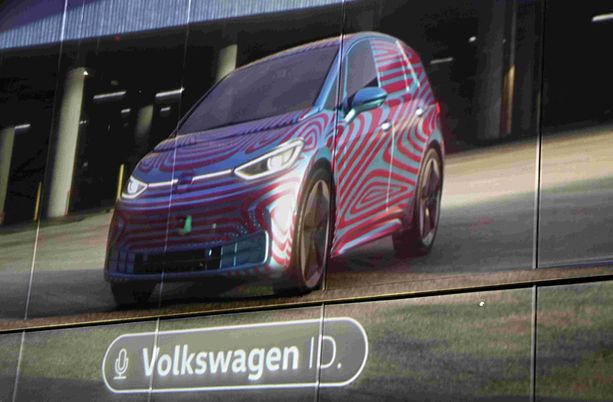 Volkswagen lanseraa ID-sähköautolaivueensa ensimmäisiä malleja markkinoille nykyisen VW Golf -kokoluokkaan.