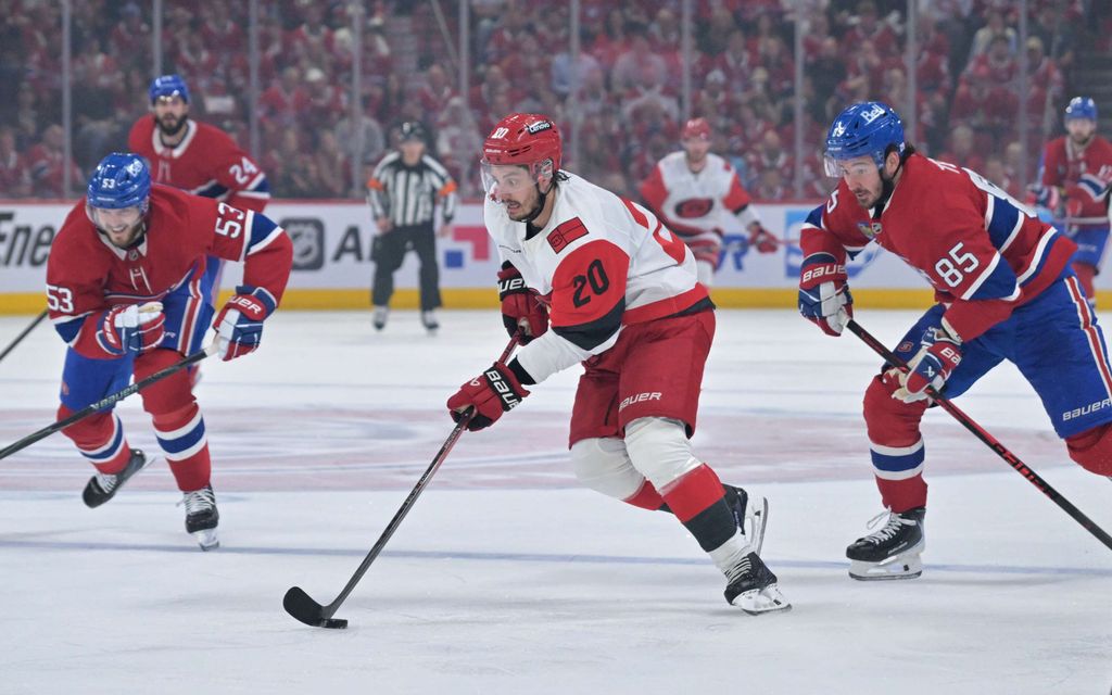 Sebastian Aho ratkaisi jatkoajalla! NHL:ssä hurjaa draamaa