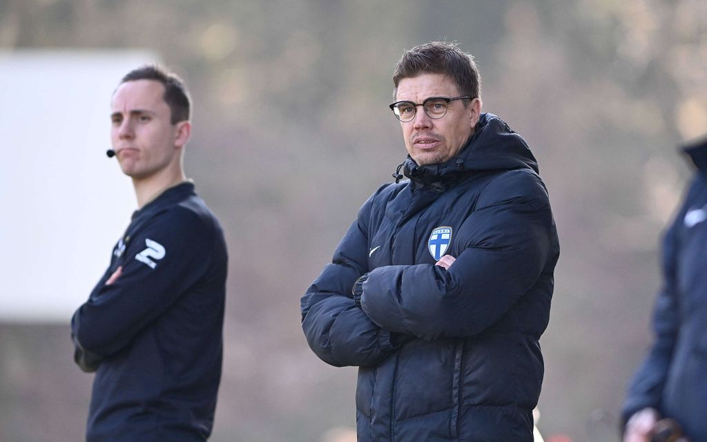 Erkka V. Lehtola ulos Palloliitosta