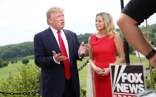 Trumpilla meni sukset ristiin suosikki­kanavansa Fox Newsin kanssa – haukkui toimittajat ”roskaksi” ja valitteli, ettei saa apua vaaleissa